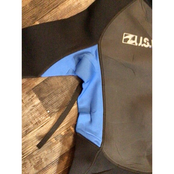US Divers Mens Small 3:2mm NEW Wet Suit - Picture 3 of 16